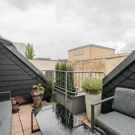 Ruhige Dachwohnung Mit Terrasse Berlin Mitte - Spacious Modern Rooftop Loft In Berlin Mitte Esterno foto