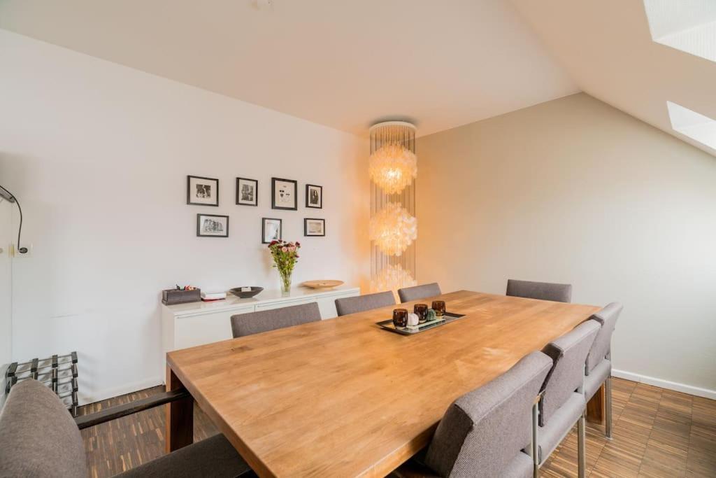 Ruhige Dachwohnung Mit Terrasse Berlin Mitte - Spacious Modern Rooftop Loft In Berlin Mitte Esterno foto